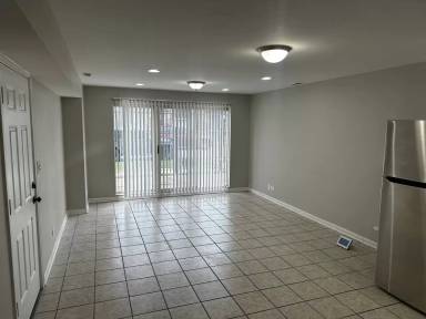 Main picture of 6344 S Rhodes Ave