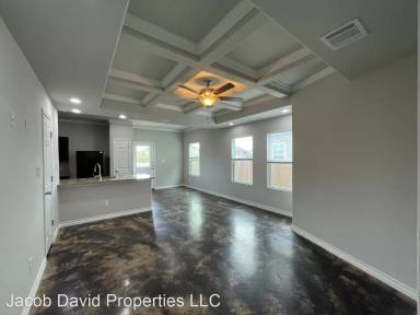 Main picture of 16901 Showdown Path