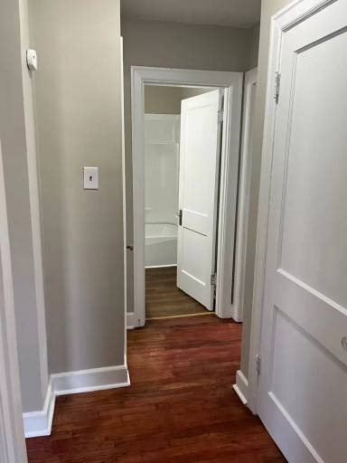 Main picture of 1046 Meadow Ln