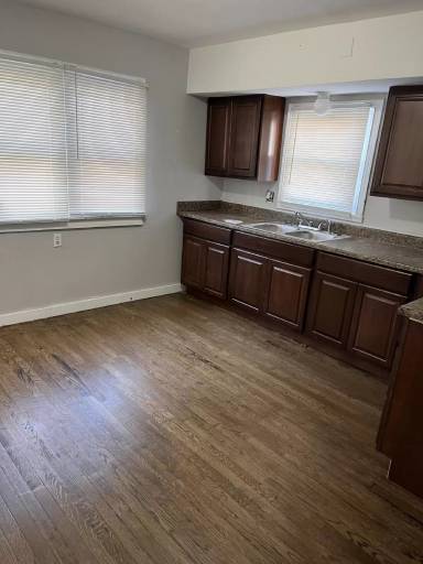 Main picture of 5235 N 33rd St