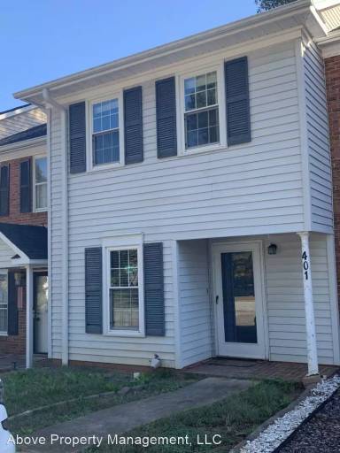 Main picture of 401 Royal Oak Dr