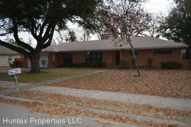 Main picture of 5305 Kayway Dr