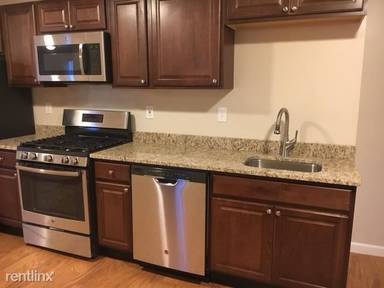 Main picture of 94 Irving St