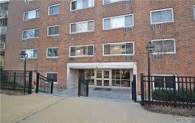 Main picture of 101 Clinton Ave