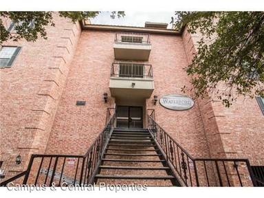 Main picture of 2401 Leon St