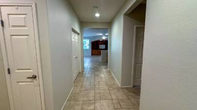 Main picture of 2423 Taragato Ave