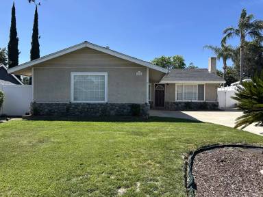 Main picture of 4007 Cypress Ln