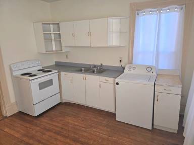 Main picture of 2614 Broad Ave