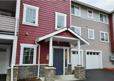 Main picture of 13413 97th Ave E