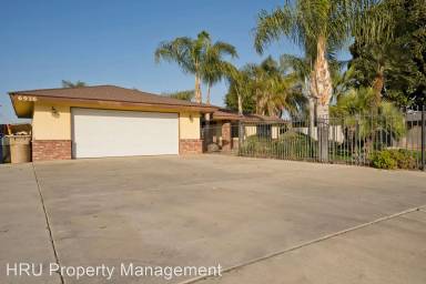 Main picture of 6916 Olive Dr