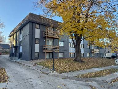 Main picture of 1235 S 22nd St