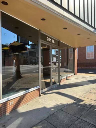 Main picture of 201 N Main St