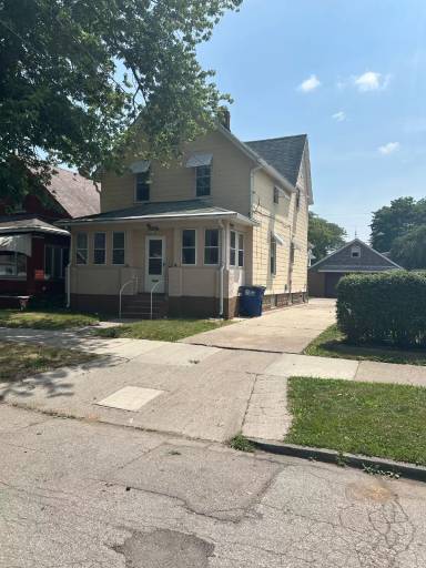 Main picture of 1854 Genesee St