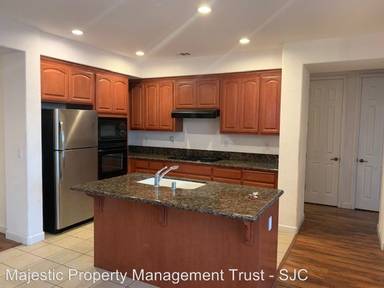 Main picture of 16440 Adobe Ct