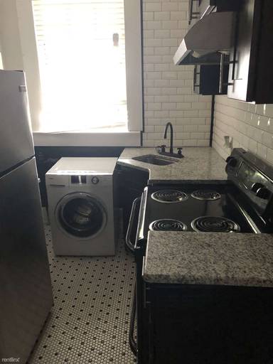 Main picture of 200 E Edenton St