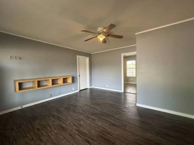 Main picture of 4802 38th St