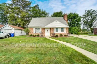 Main picture of 1115 Secor Rd