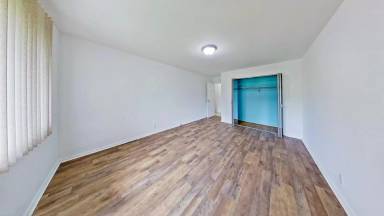 Main picture of 5218 Staughton Dr