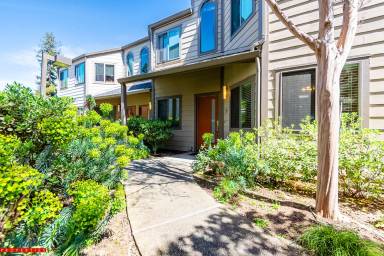 Main picture of 1279 Poplar Ave