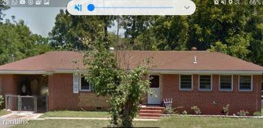 Main picture of 122 Holly St