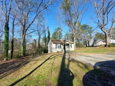 Main picture of 411 Glencrest St