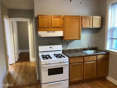 Main picture of 5219 N Christiana Ave