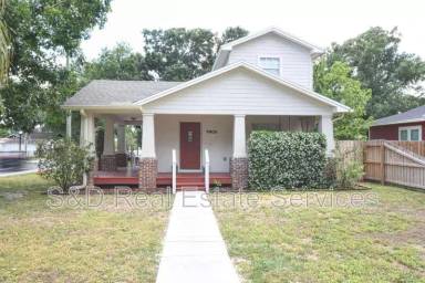Main picture of 302 W Belmar St
