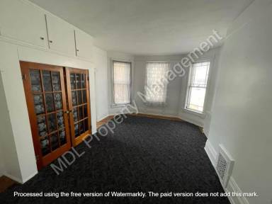 Main picture of East End Apartments