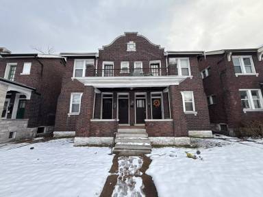 Main picture of 3704 Bates St