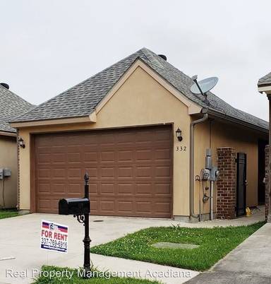 Main picture of 323 Chimney Rock Blvd