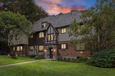 Main picture of 125 Highland Pkwy