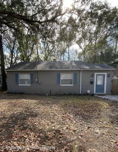Main picture of 3248 Plum St