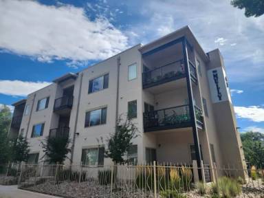 Main picture of 430 W Pikes Peak Ave