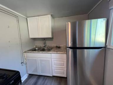 Main picture of 2661 Macon Dr SW