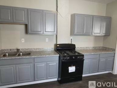 Main picture of 441 Maple Ave