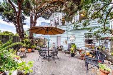 Main picture of 50 Paulding St