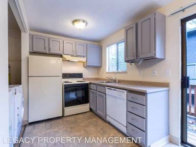 Main picture of 4911 SW Beaverton Hillsdale Hwy