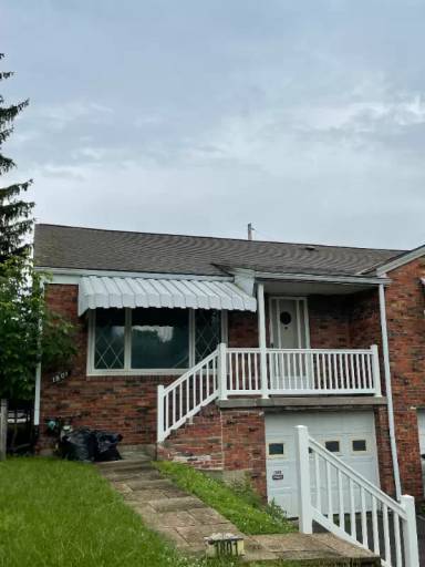 Main picture of 1835 Greentree Rd