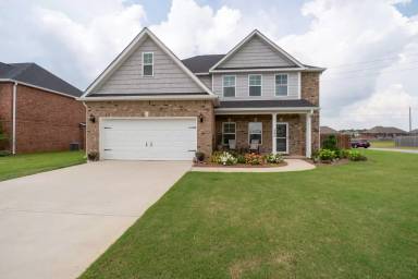Main picture of 240 Ashley Nicole Ave