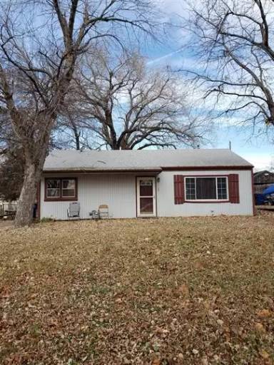 Main picture of 912 SE 2nd St