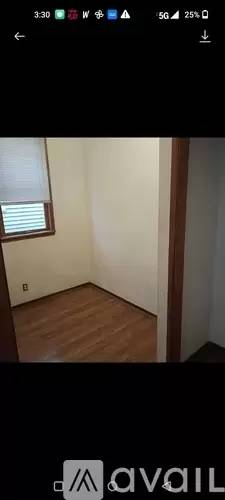 Main picture of 1440 W Barry Ave