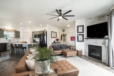 Main picture of 20015 Sorrento Pl