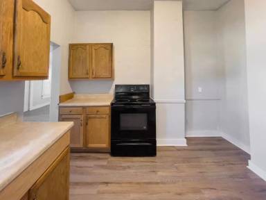 Main picture of 1219 W Jackson St