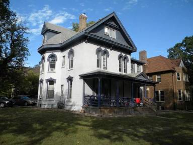Main picture of 1103 5th St SE