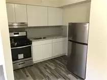 Main picture of 82 Contant Ave