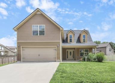 Main picture of 2985 Gibbs Ln