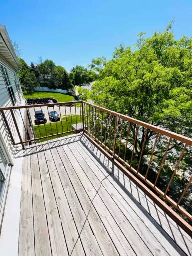 Main picture of Timber Bluff