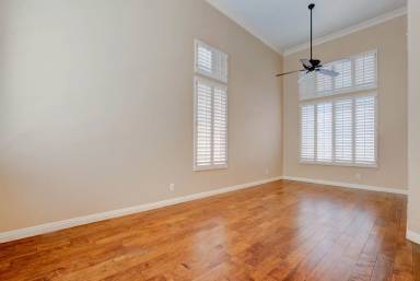 Main picture of 1748 Royal Canyon Dr