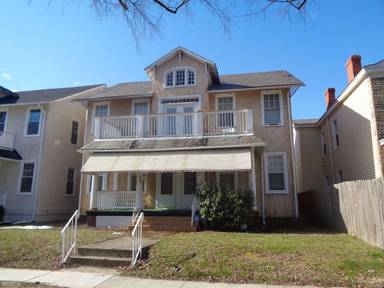 Main picture of 2824 Hanes Ave