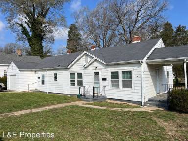 Main picture of 111 E Maryland Ave